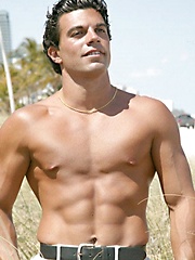 Athletic latin dude posing outdoor