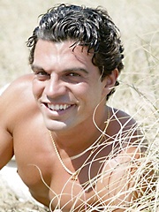 Athletic latin dude posing outdoor
