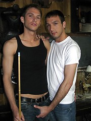 Gay Cum Loving Masculine Men