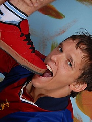 Palmer Lewis and Stave licking each other foots and fucking
