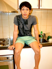 Japanese boy Ken ass masturbation