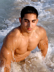 21yo bodybuilder Cody Miller showing his strong body
