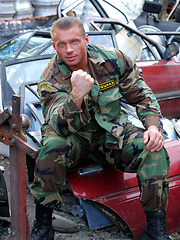 Free pics of this IFBB pro Evgeny Mishin