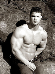Really hot muscleman Kurt Beckmann