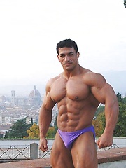 Strong bodybulder Tarek