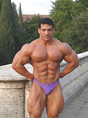 Strong bodybulder Tarek