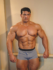 Strong bodybulder Tarek