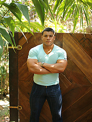 Tropical muscle dude