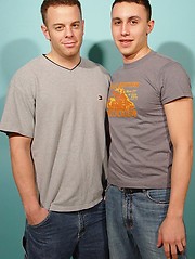 College boys butt slamming