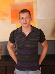 Martin Sanders kisses his bicep and cums on his stomach.