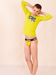 Cute guy Timmy Wright is demonstrating his nice butt