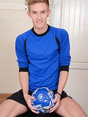 punk-Bustin Buddies Make The Most Of A Raw Locker-Room Fuck!