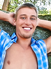Sexy stud Austin Storm masturbates