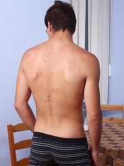 Sexy Maxim Moira busts a nut over his hard stomach.