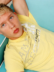 Cum Squirting Twink Ryan