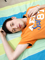 Twink Boy Anal Pleasures!