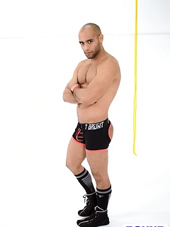 gay model Leo Forte